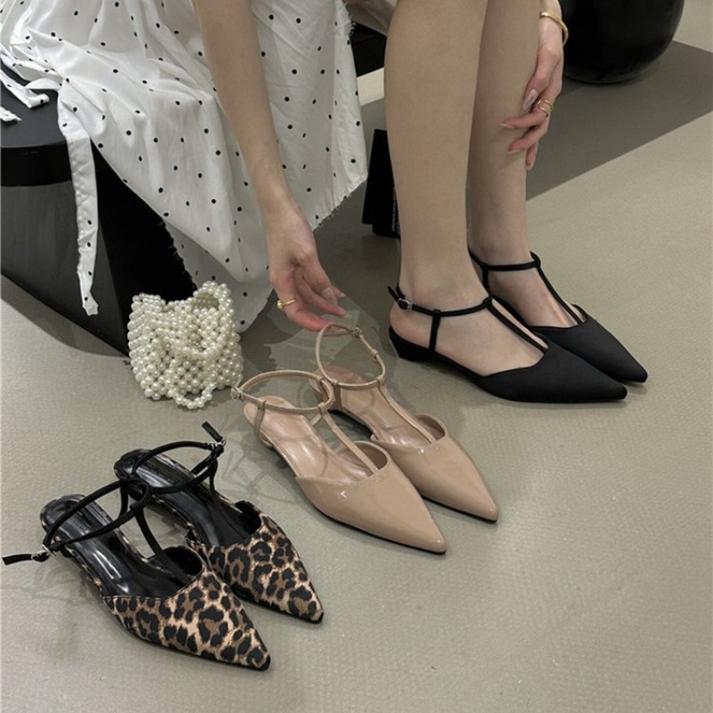 Women Shoes Wedges - Womens Pointed Toe T-Strap Kitten Heels