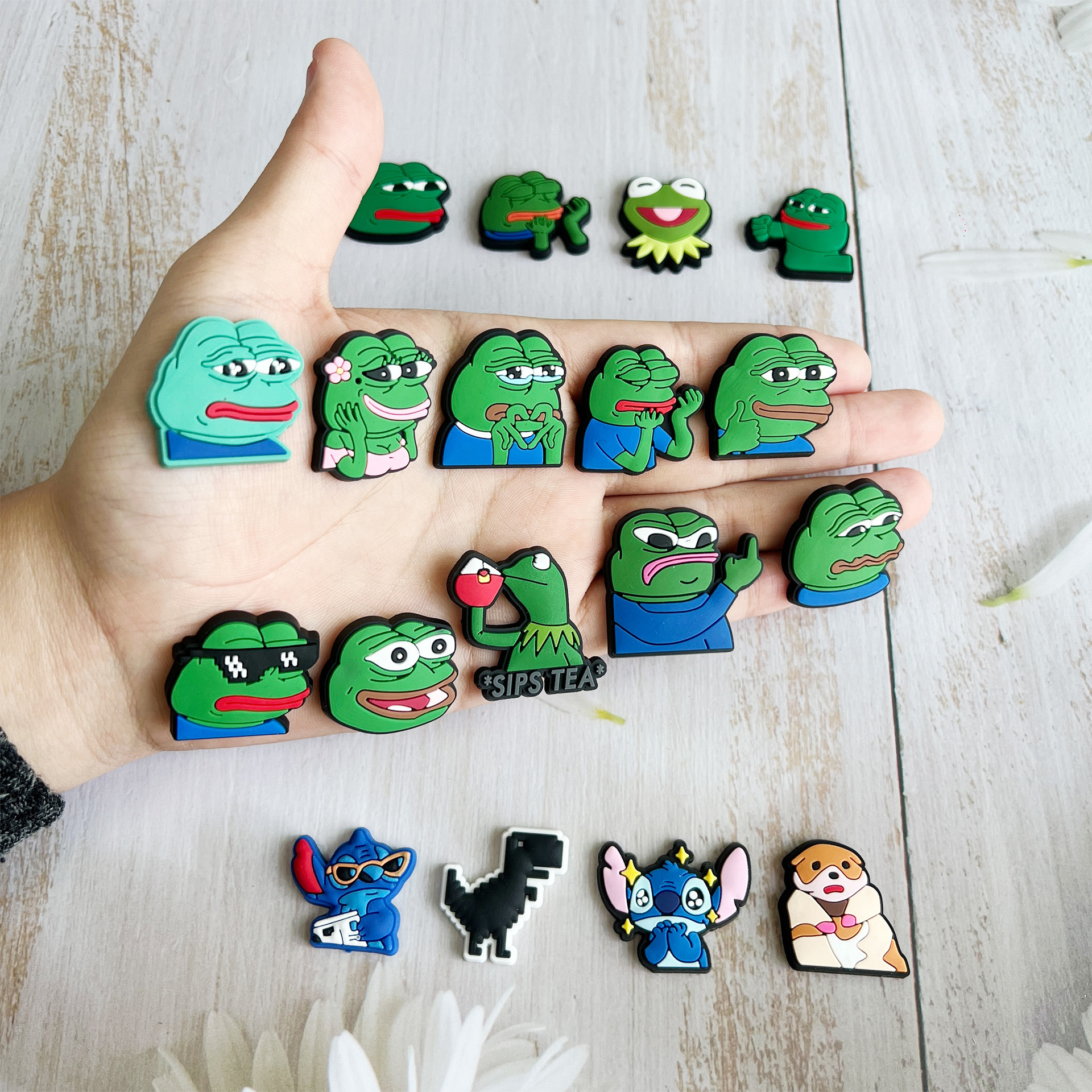 New Arrivals Cute Frog Animals - Women'S Shoes Crocs ulasan dan harga