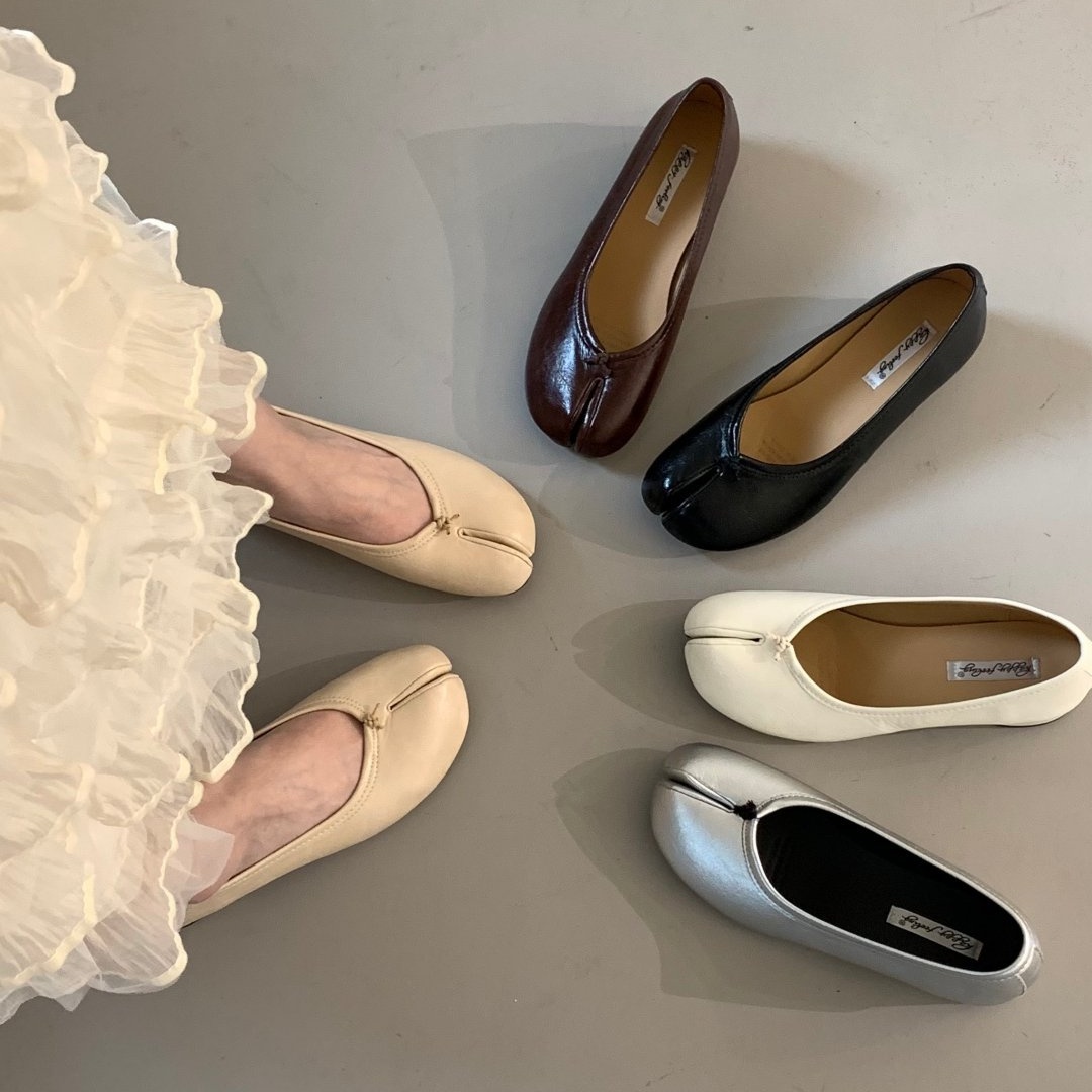 Bailamos Women Low Heel Split  - Women Shoes Loafers ulasan dan harga